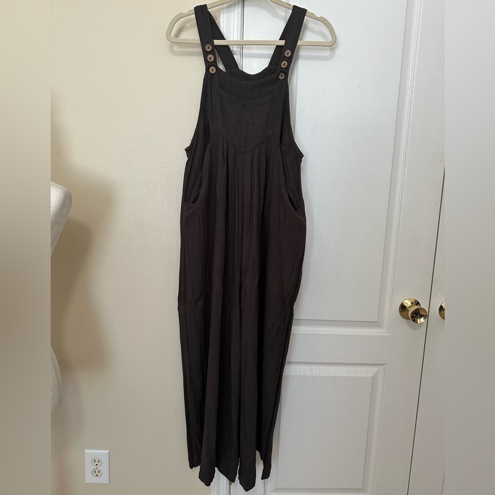 Sweet Lovely by Jen Adjustable Wide Leg Jumpsuit with 4 Pockets NWOT